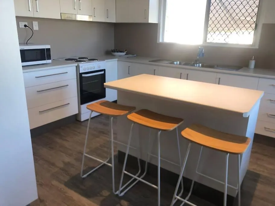 Mt Isa - Emerald Gem 3 Bedroom Home Quiet Area Mount Isa