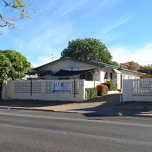 Star Mount Isa